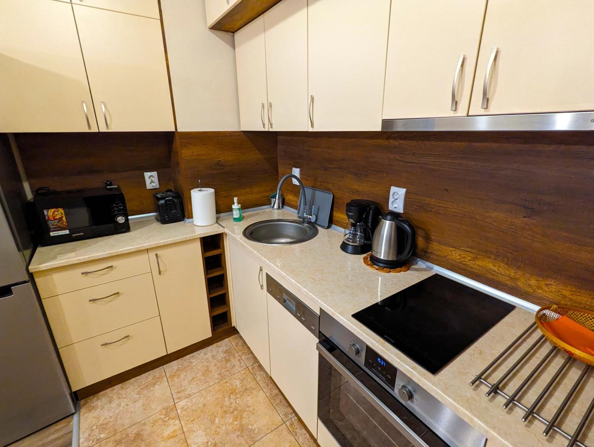 Business And Leisure Apartments In Mladost 2 With Free Garage 索菲亞 外观 照片