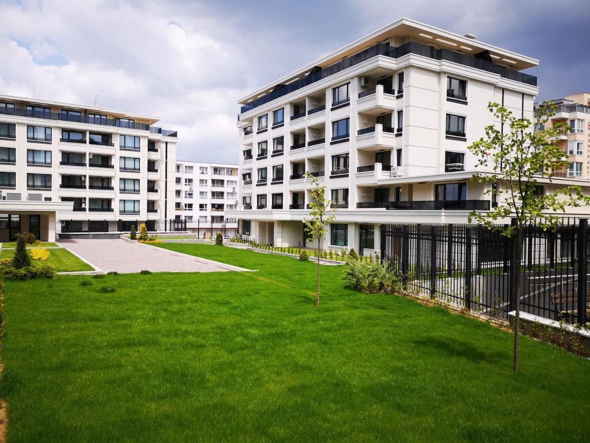 Business And Leisure Apartments In Mladost 2 With Free Garage 索菲亞 外观 照片